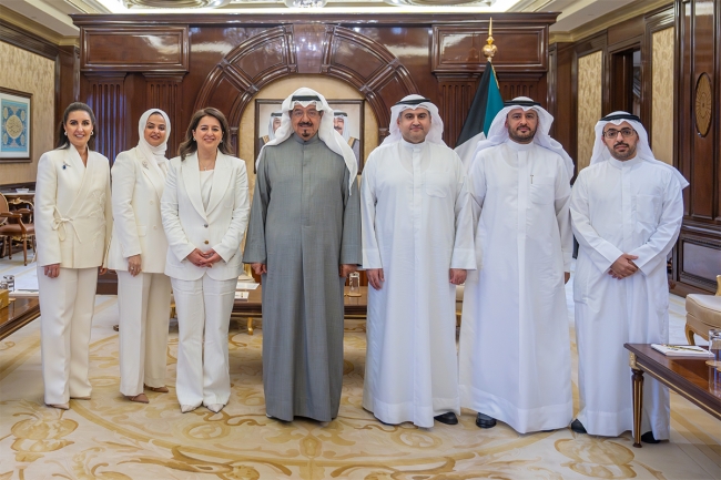 رئيس مجلس الوزراء يستقبل وزير العدل ورئيس وأعضاء «هيئة مكافحة الفساد»