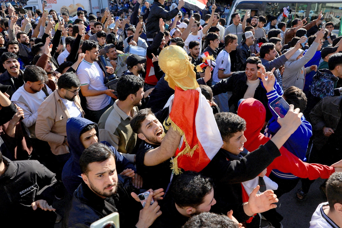 الاحتفالات في شوارع بغداد