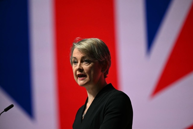 بريطانيا: تهوّر إيران في إغلاق مضيق هرمز يضرب أمننا الاقتصادي العالمي