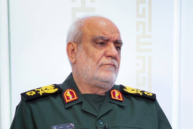 الحرس الثوري الإيراني يعلن مقتل رئيس جهاز استخباراته