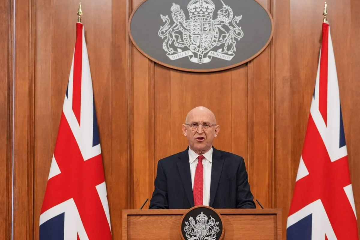 بريطانيا: نفذنا مع النرويج عملية بحرية لردع غواصات روسية في الأطلسي 