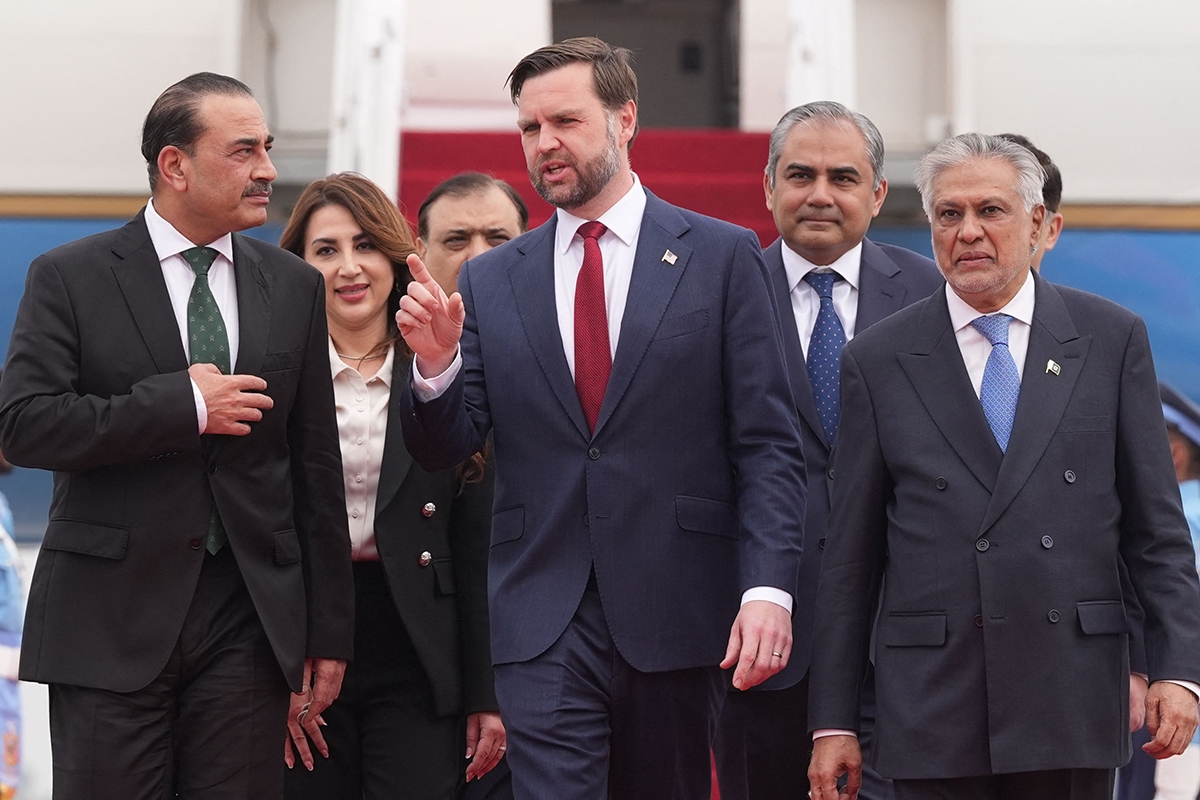 مفاوضات أميركية إيرانية في باكستان اليوم 