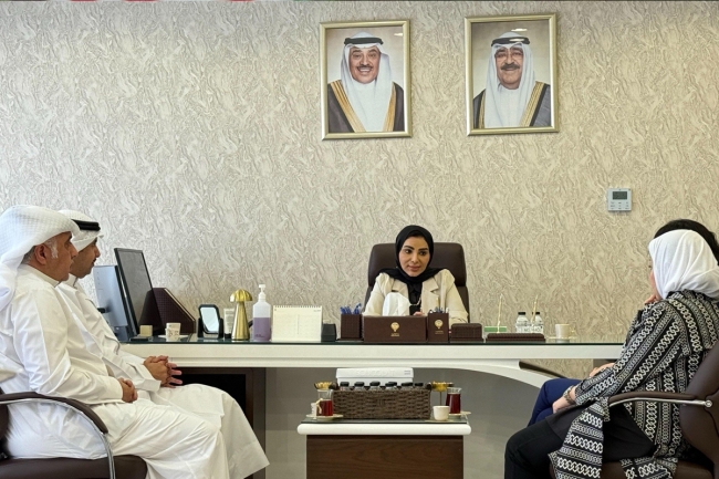 الحويلة لـ«هيئة الإعاقة»: إحكام الرقابة المالية وتعزيز المتابعة على أوجه الصرف. وزيرة «الشؤون» بحثت مع قيادات «الهيئة» الجوانب المالية وتطوير آليات الصرف بالملفات التعليمية. الالتزام بالضوابط والإجراءات لتحقيق الشفافية في إدارة المال العام 