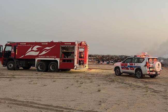 «الإطفاء»: السيطرة على حريق مهملات وأشجار مخلفات زراعية في بر الوفرة