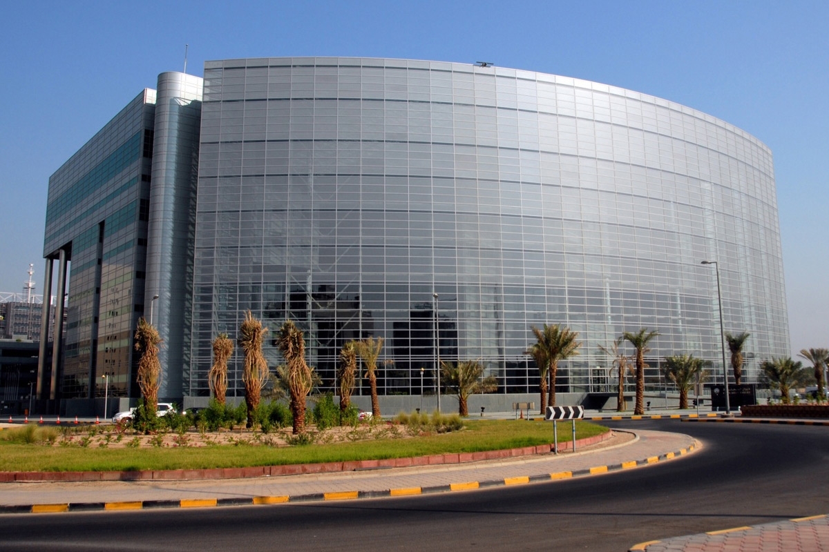 «المحاسبة» يوافق لـ «الكهرباء» على مناقصة لقطاع محطات القوى 