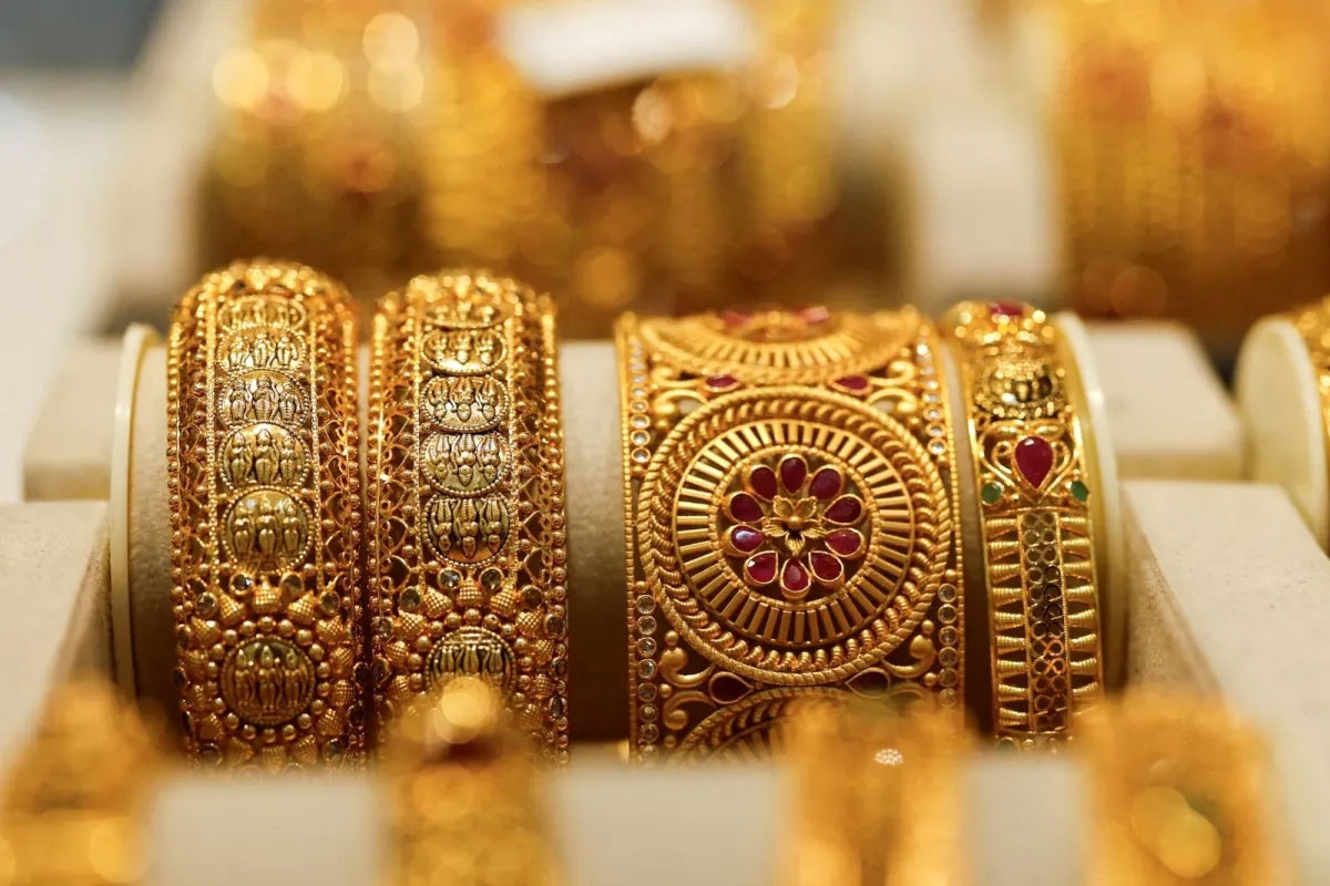 تراجع أسعار الذهب في أول أيام أسبوع التداول 