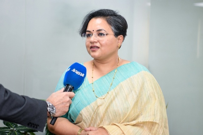 سفيرة الهند: متضامنون مع الكويت في ضوء التطورات الإقليمية. تريباثي أشادت بمتانة العلاقات بين البلدين.. وبالدعم المتواصل للجالية الهندية. التزام بتعزيز الشراكة الاستراتيجية عبر توسيع مجالات التعاون الثنائية 