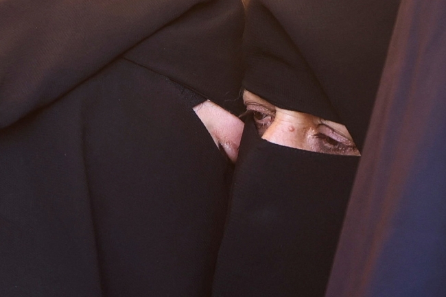 الحر يرفع معاناة سكان الخيام في غزة 