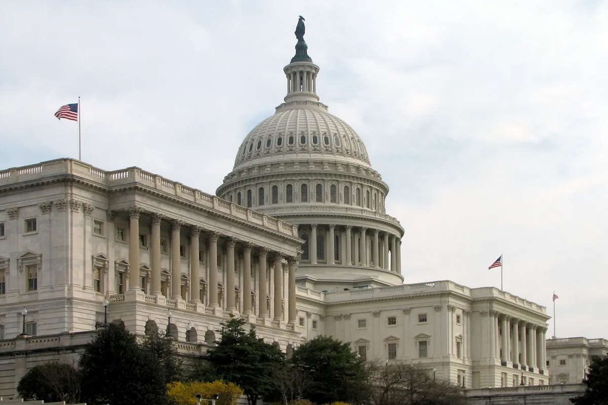 مشروع قانون في الكونغرس لتعزيز العقوبات على روسيا 