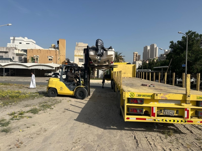 بلدية الكويت: حملات نظافة مكثفة بالمحافظات لرصد المظاهر السلبية. بدأت اليوم في محافظة حول مع اتخاذ الإجراءات القانونية بحق المخالفين 