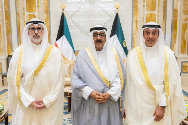 سمو الأمير يستقبل وزير الخارجية ونائبه بمناسبة تعيينه في منصبه الجديد 