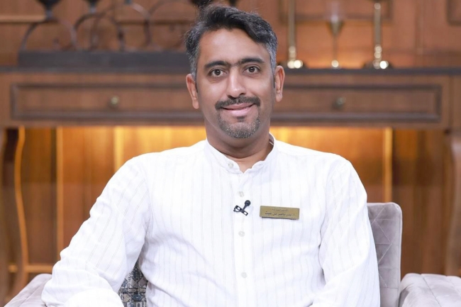 بدر بن غيث يقدم ورشة «رسم الكارتون» اليوم 