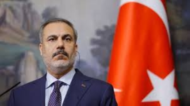 وزير الخارجية التركي يؤكد أهمية البحث عن بدائل لمضيق هرمز