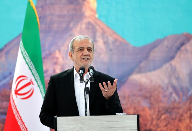 الرئيس الإيراني: الحصار البحري الأميركي «محكوم بالفشل»