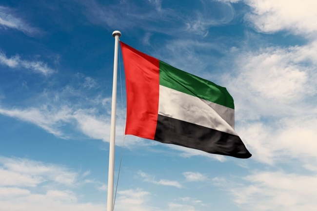 الإمارات تحظر السفر إلى إيران ولبنان والعراق