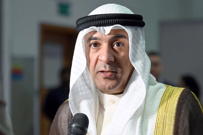 أمين مجلس التعاون يؤكد دعم البحرين في حماية أمنها واستقرارها