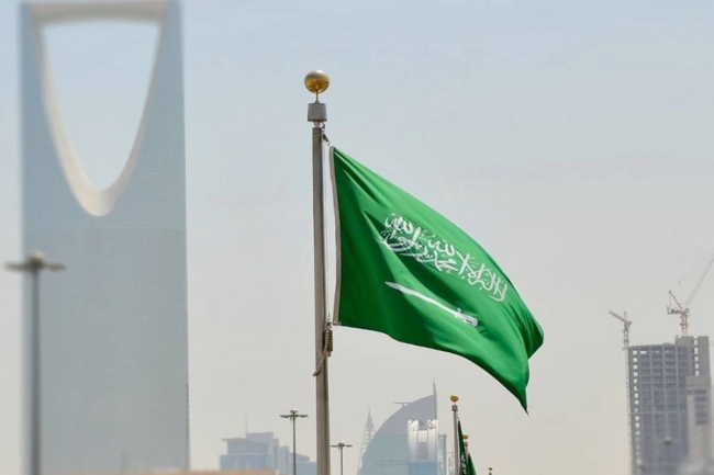 السعودية تعرب عن قلقها إزاء التصعيد العسكري في المنطقة وتدعو إلى التهدئة ودعم الوساطة الباكستانية