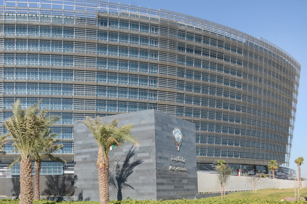 بدء مراجعة طلبات نقل الإداريين بين المدارس 
