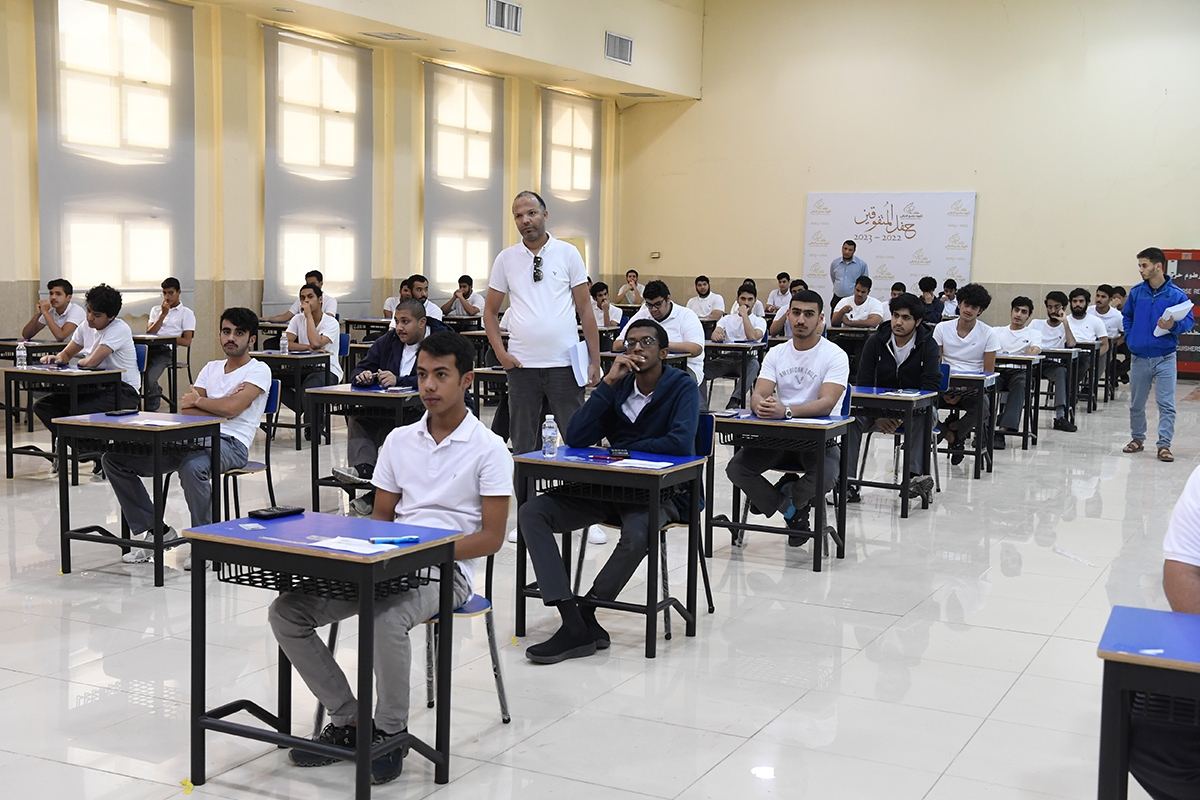 «التربية» تعتمد جداول اختبارات الثانوية... وتُعلّق بعض الدروس 