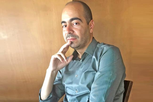 أحجيوج لـ الجريدة.: لا وصاية للكاتب على القارئ. «الكويت جزء أصيل في تشكيل ثقافتي وأفادت المكتبة العربية بإصداراتها المتنوعة» 
