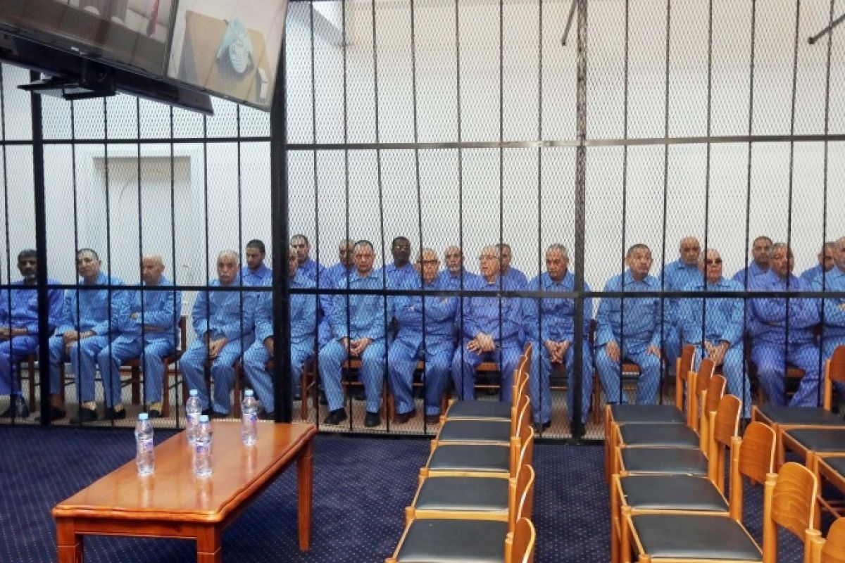 بعد 15 عاماً على اندلاع الثورة.. محكمة ليبية تبرئ 31 من رموز نظام القذافي 