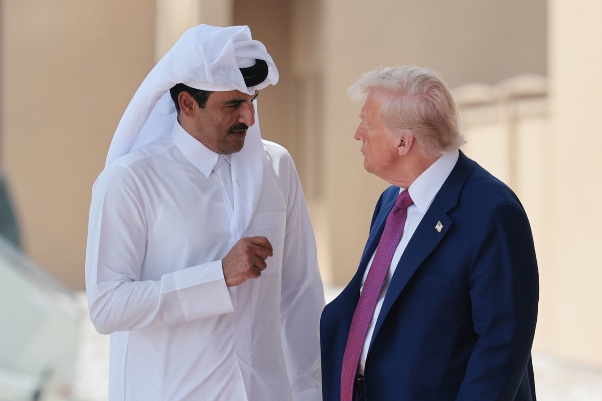 تناولا دعم الجهود الدبلوماسية بقيادة باكستان.. اتصال هاتفي بين أمير قطر وترامب 