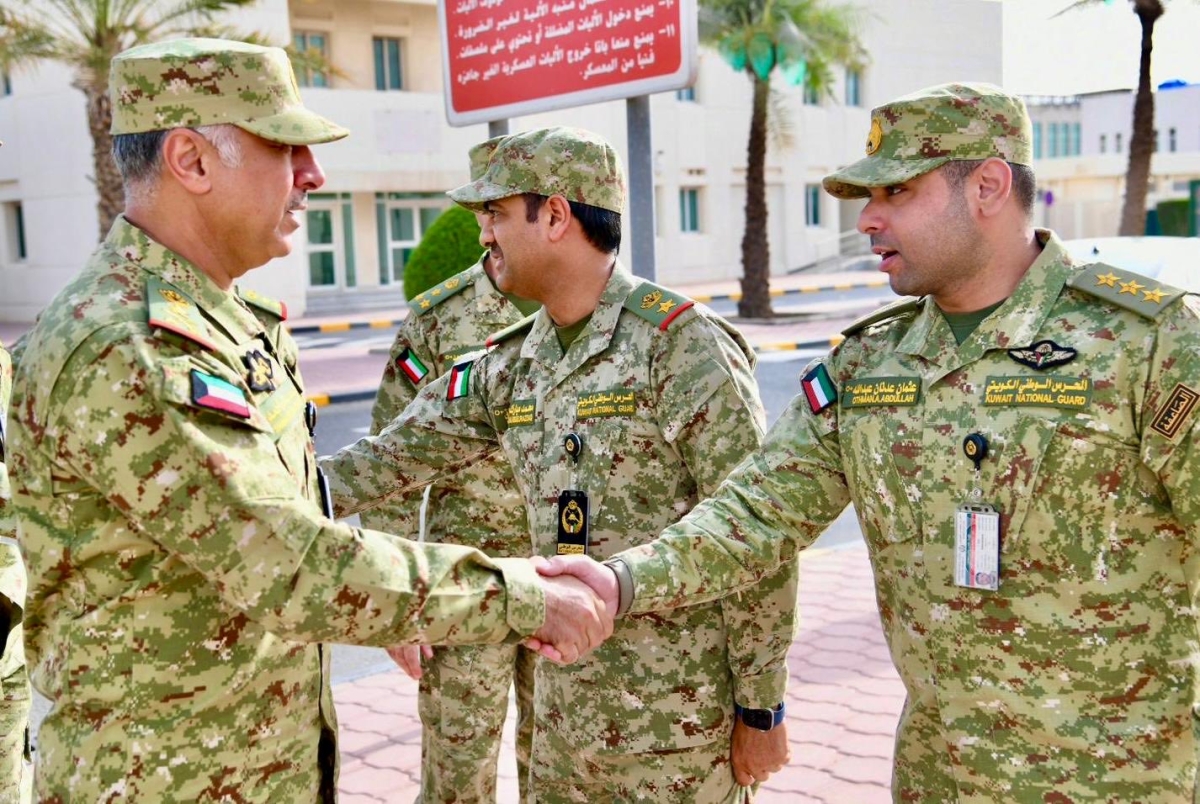 وكيل الحرس الوطني يتبادل التهاني مع منتسبي قوات الواجب بعيد الأضحى المبارك 