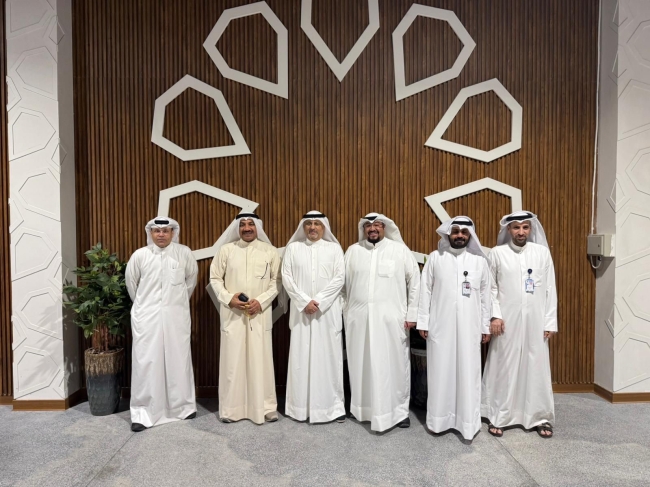 العمر: تقديم المحتوى الإعلامي الوطني بمهنية ومسؤولية 