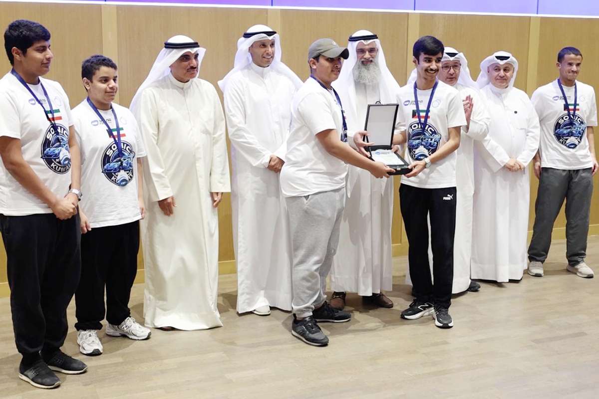 الكويت – «التعليم»: تأهل فريقان كويتيان إلى نهائيات مسابقة السيارات الهيدروجينية بسويسرا الكويت – «التعليم»: تأهل فريقان كويتيان إلى نهائيات مسابقة السيارات الهيدروجينية بسويسرا