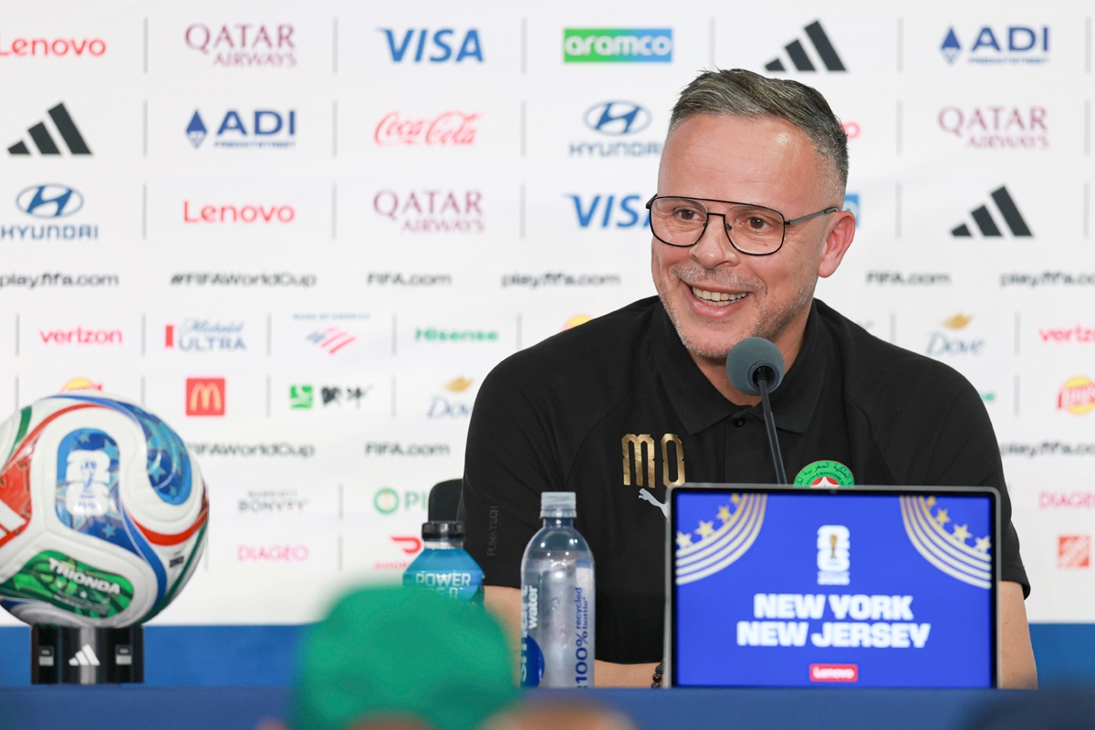 مدرب المنتخب المغربي لكرة القدم محمد وهبي