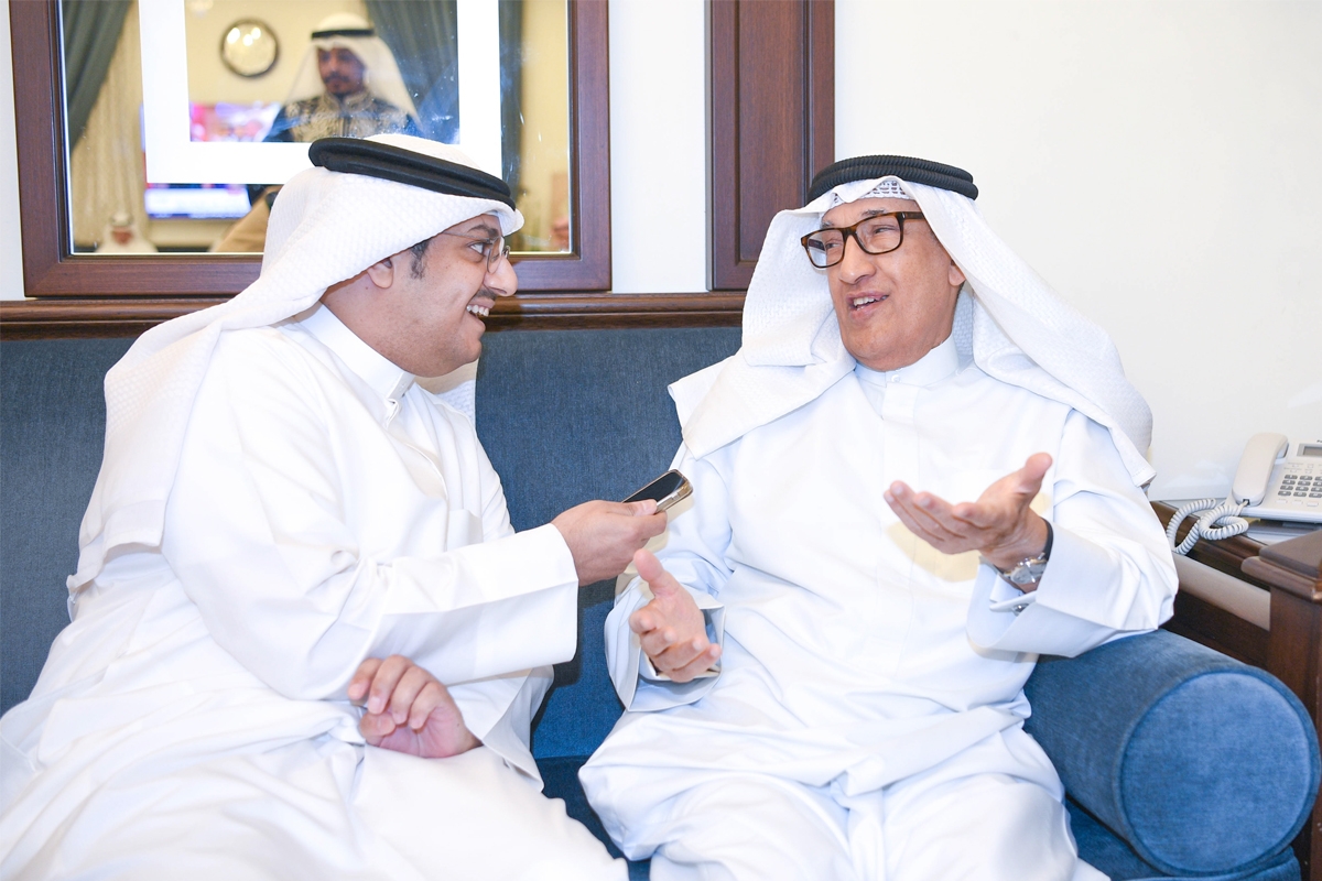 ديوان الشارخ يجسّد قيم التكاتف الاجتماعي بين الكويتيين 