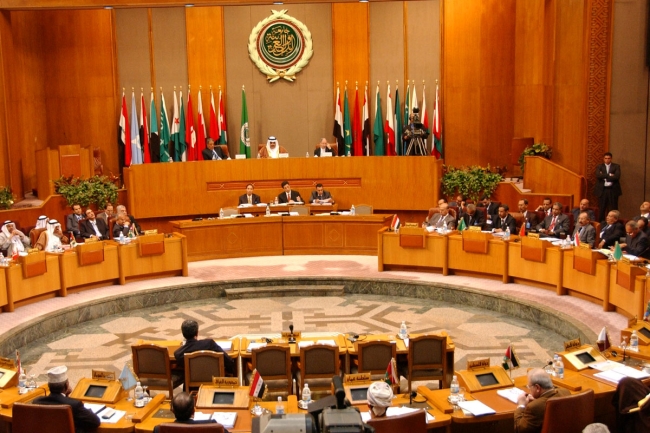 الجامعة العربية والدول المضيفة للاجئين الفلسطينيين تدعو إلى توفير الدعم المستدام لـ«أونروا» 