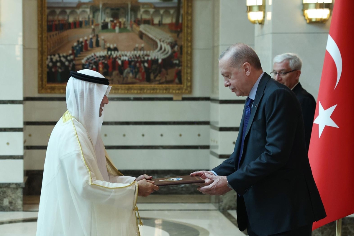 أردوغان والسفير الكويتي بحثا التعاون وتطوير العلاقات بين البلدين 