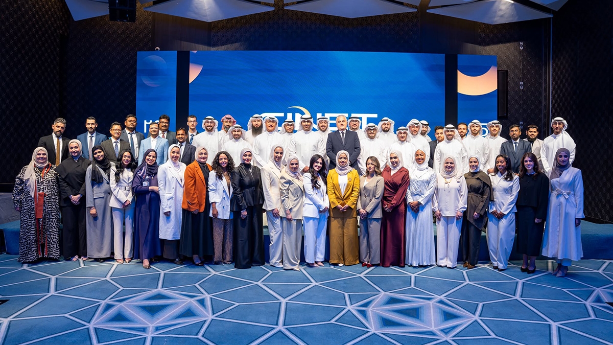 صورة جماعية لموظفي الشركة