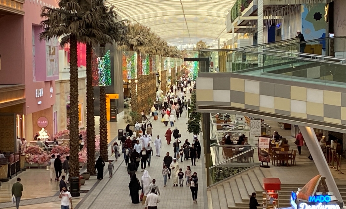 «إيبسوس»: الكويتي يفضّل التسوق الفعلي رغم الانتشار الواسع للرقمي 
