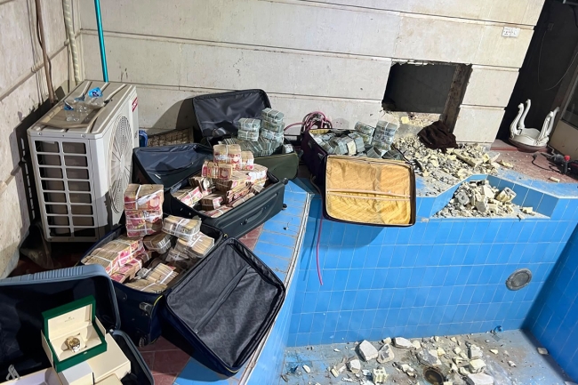العراق: ضبط نحو 14 مليون دولار بحوزة «وكيل النفط» الموقوف