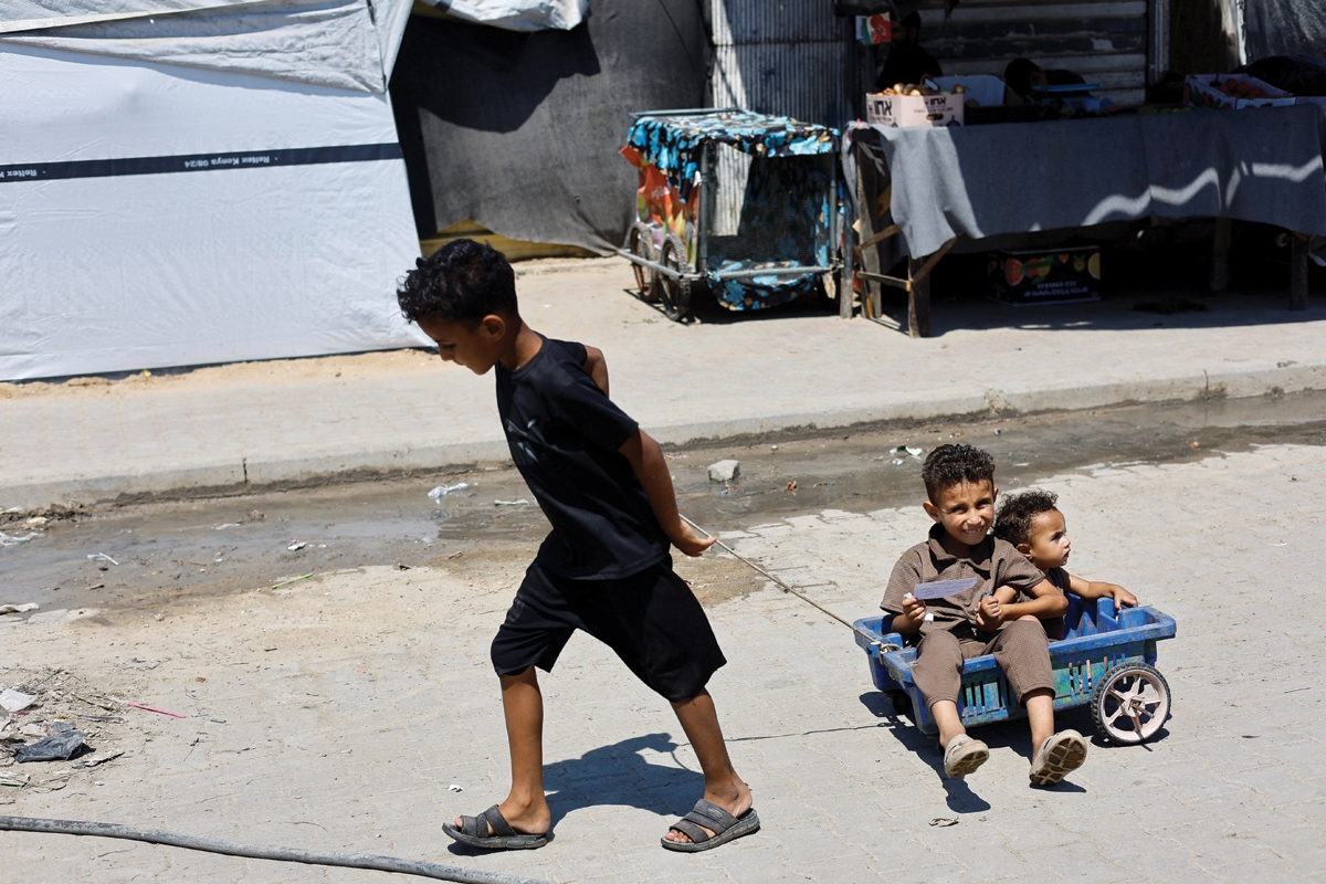 اجتماع المانحين يقر مليار دولار لفلسطين
