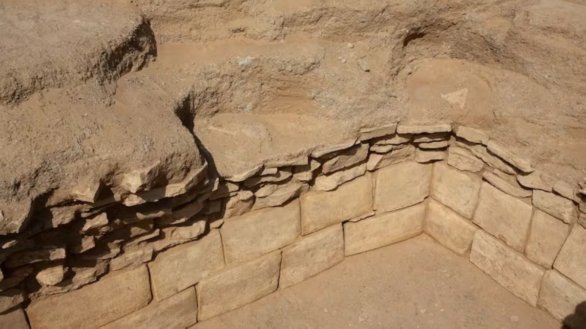 الإمارات تعلن اكتشاف مقبرة تعود إلى العصر البرونزي المتأخر في العين