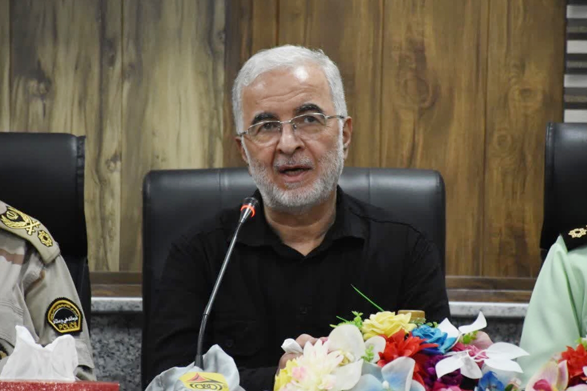 وزير الداخلية الإيراني يُجري مباحثات مع مسؤولين باكستانيين في إسلام آباد