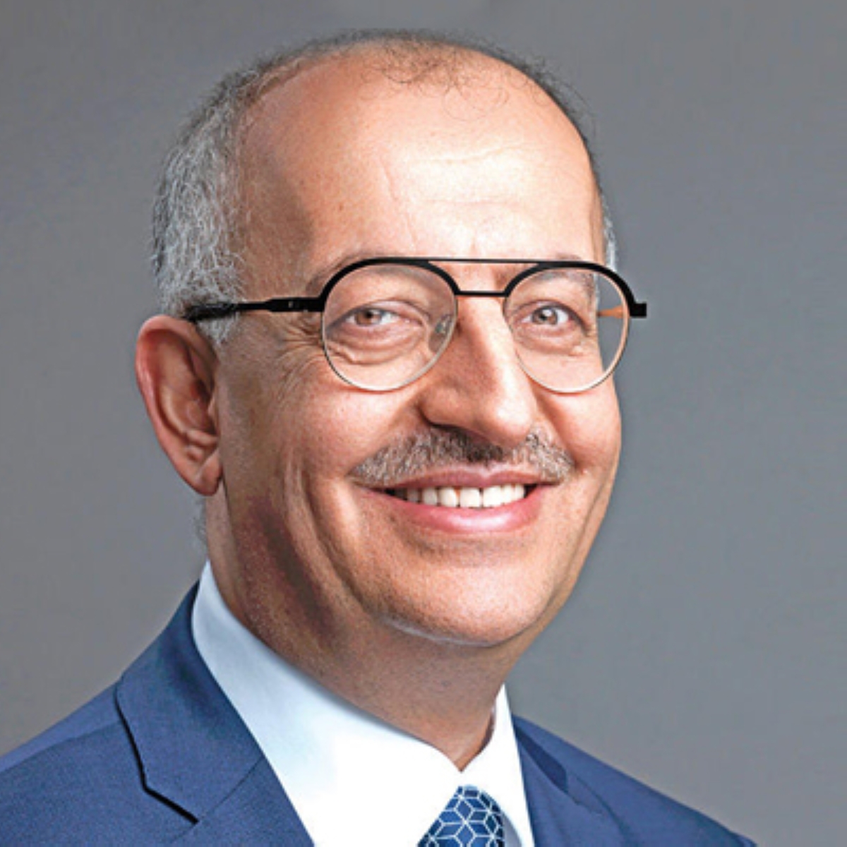 رئيس كلية الكويت للعلوم والتكنولوجيا، البروفيسور خالد البقاعين