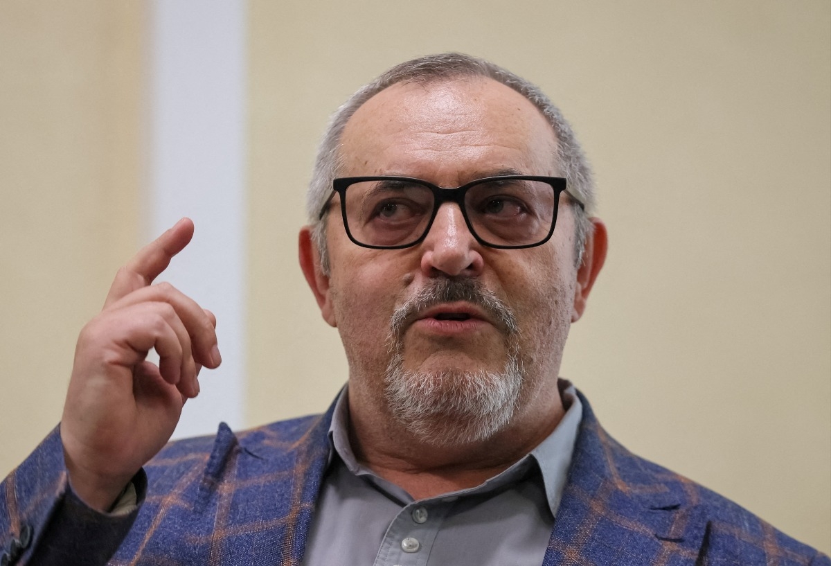 السياسي الروسي المناهض للحرب ناديجدين يغادر روسيا