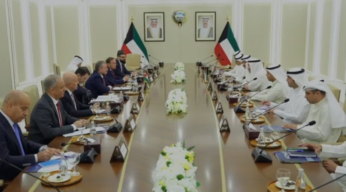 اليوسف ومدير المخابرات الأردنية: مواصلة التنسيق وتوسيع مجالات التعاون