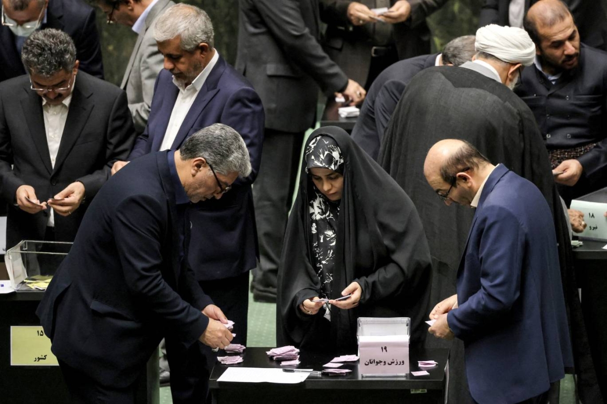 إيران تجرّم إجراء مقابلات مع وسائل إعلام معادية