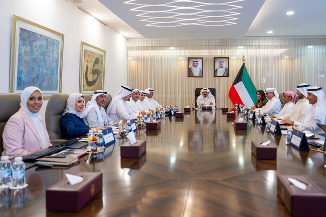 العبدالله مترئساً اجتماع لجنة المشاريع الكبرى: تذليل كافة المعوقات لسرعة التنفيذ