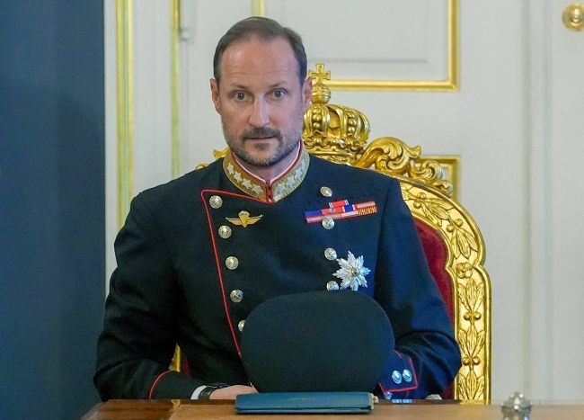 الملك هاكون الثامن يؤدي اليمين الدستورية الثلاثاء ملكاً للنرويج الملك هاكون الثامن يؤدي اليمين الدستورية الثلاثاء ملكاً للنرويج