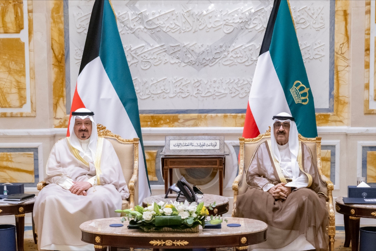 سمو الأمير مستقبلاً سمو رئيس مجلس الوزراء