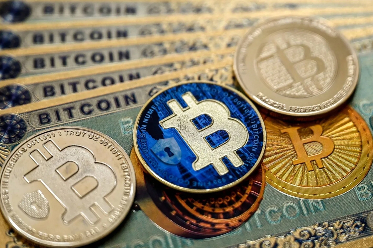 مشتريات السوق الفورية تدعم «بتكوين» فوق 80 ألف دولار