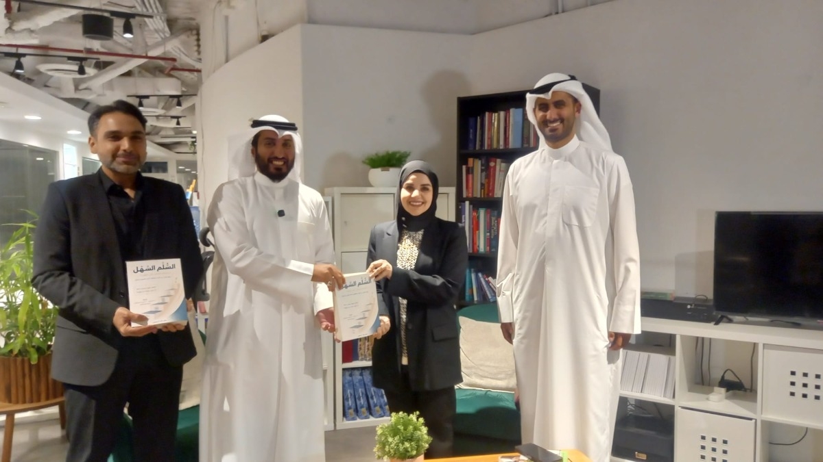 الرميضي: «السلم السهل» يقدم نظرية مبتكرة لتعليم الأوزان الشعرية