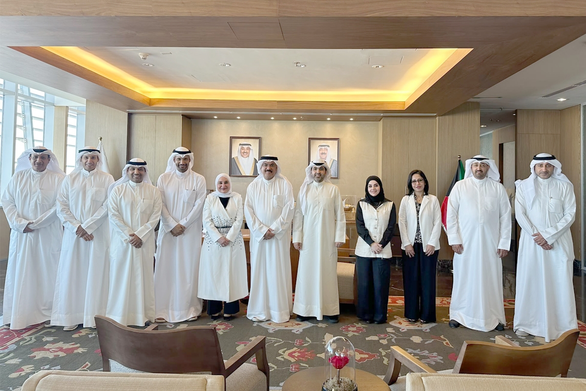 «التربية» و«الأدباء»: تطوير مهارات المعلمين والطلبة وتعزيز المعرفة