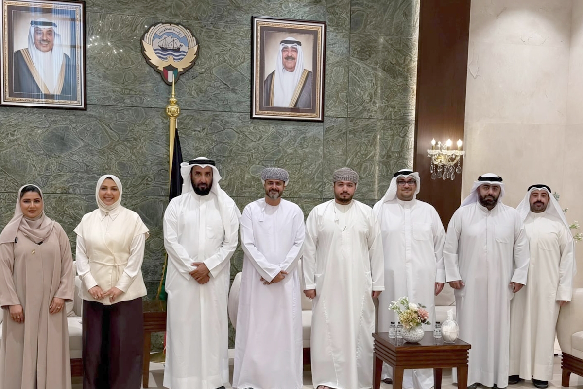 «الأشغال»: تعزيز التعاون مع عُمان في البنية التحتية
